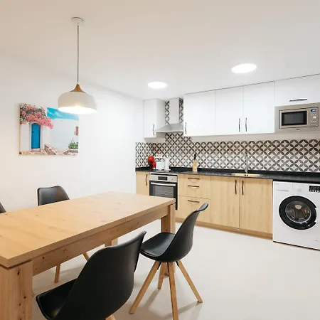 Apartment Amplio Cerca Centro Historico Y Turia 5pax 2 Bath