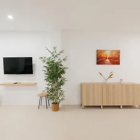 Amplio Cerca Centro Historico Y Turia 5pax 2 Bath Apartment *