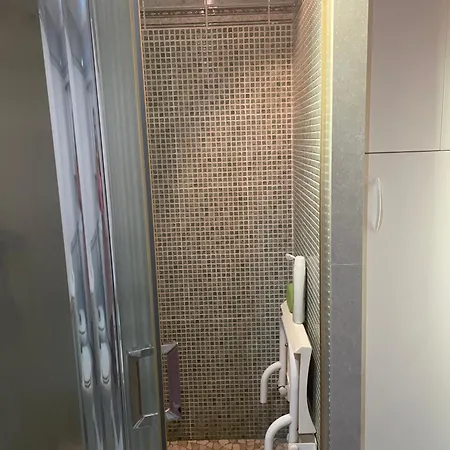 Проживание в семье Habitacion Cerca Del Centro De *