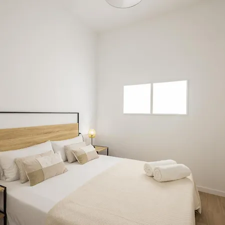 公寓 New Flat 2 4 Pax, Wifi Ac 瓦伦西亚