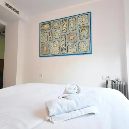 Bonito Atico Duplex Cerca De Torres De Serrano * Валенсия