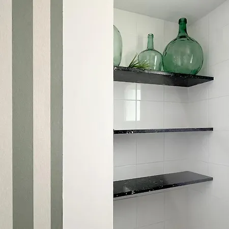 דירה Stylish Well-connected Beachfront Flat