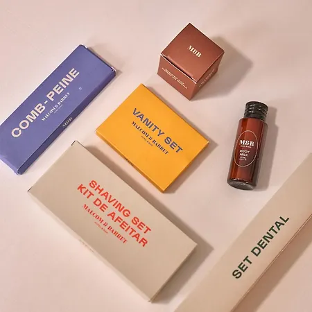 Malcom And Barret 3*