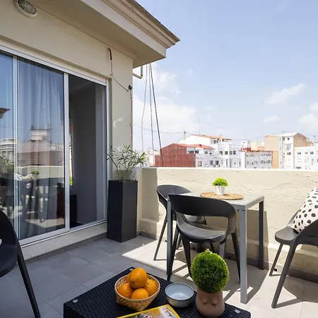 Florit Flats - Stylish 2 Bedroom Ac Wifi Terrace Attic In Center