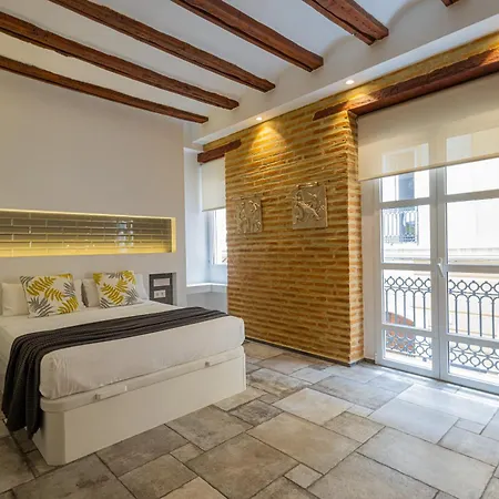 Florit Flats - Center Modern 1br 2bth Terrace Wi-fi Ac *