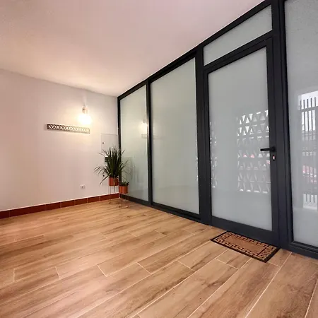 & Ayora バレンシア