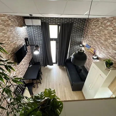 Melia Y Fuster 23c * Valensiya