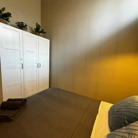 Apart-hotel Cervero 24a