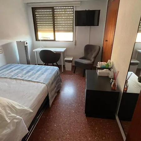 홈스테이 Habitacion Doble Estandar Con Climatizador