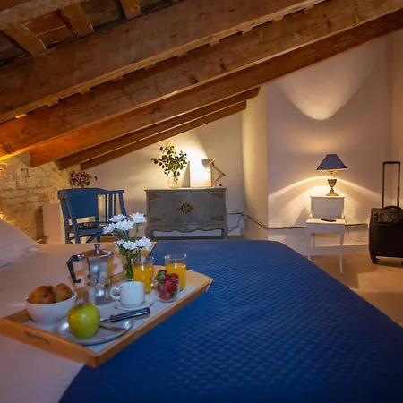 Apartment Singularstays Casa Del Grao