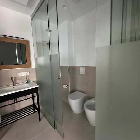 Appartamento Con Bano Privado Y Cocina Compartida *