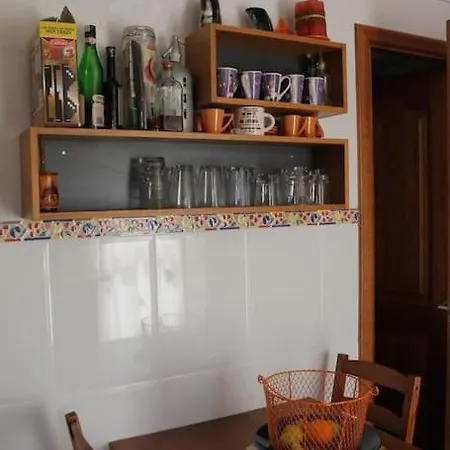 Holiday home La Casa Del Olivo En Montserrat -