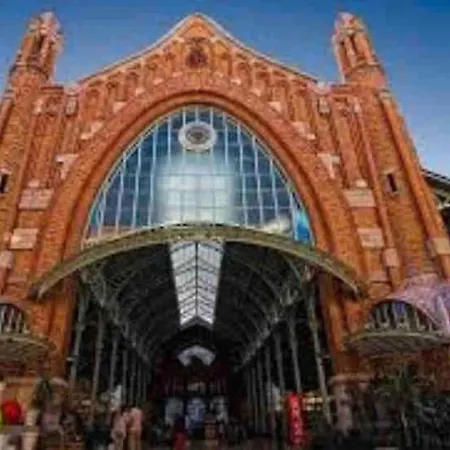 Ruzafa Oceanograf Science Center Valencia