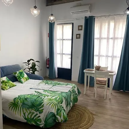 Ruzafa Oceanograf Science Center Apartment *