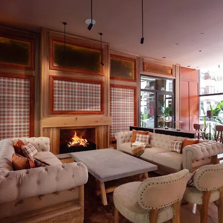 Saman Boutique Hotell