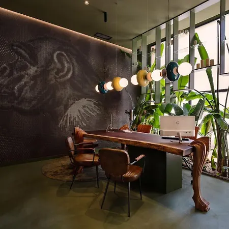 Saman Boutique Hotell 4*