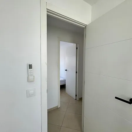 Luxury Apartment *