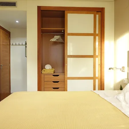 Rooms-shared Flat Habitación en casa particular *