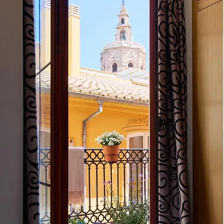 朱里斯塔市中心公寓 公寓 *