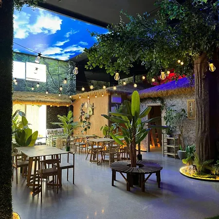 The Pod Village * ולנסיה