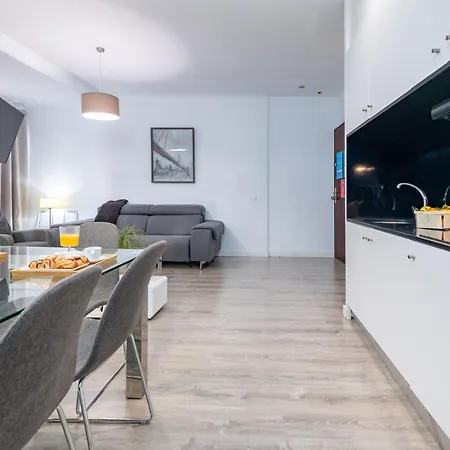 Travel Habitat Ayuntamiento *