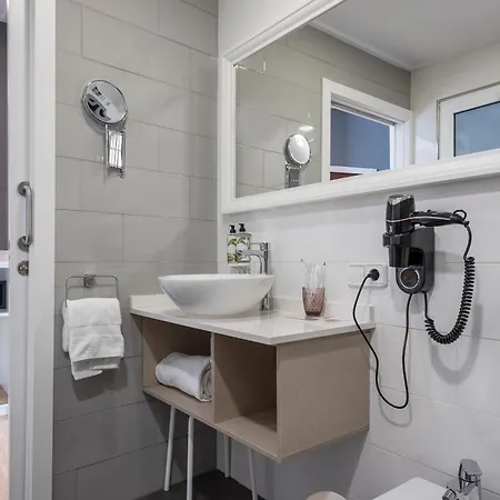 Venecia Plaza Centro Otel