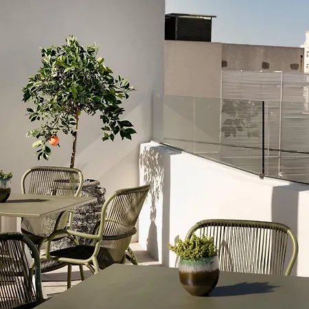 Palacio Santa Clara, Autograph Collection 4*