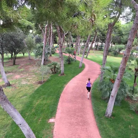 Comfy And Luminous With Balcony فالنسيا