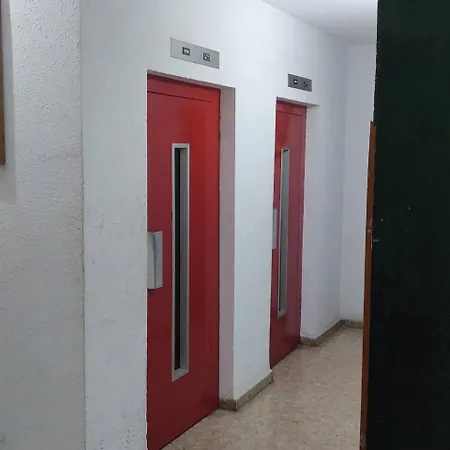 شقة Comfy And Luminous With Balcony فالنسيا