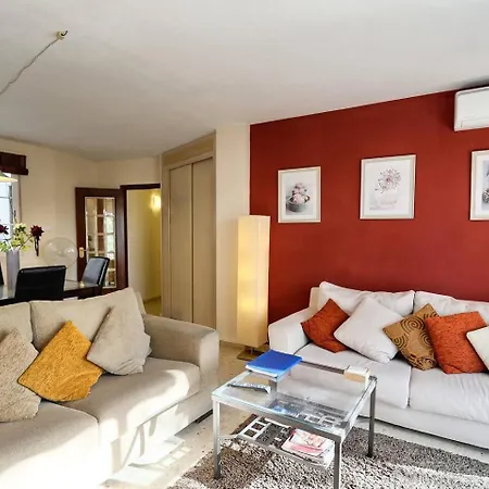 شقة Comfy And Luminous With Balcony فالنسيا