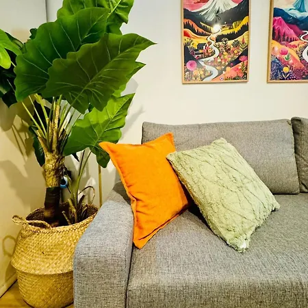 Daire Ori B & Spacious Flat Close To The Center Valensiya