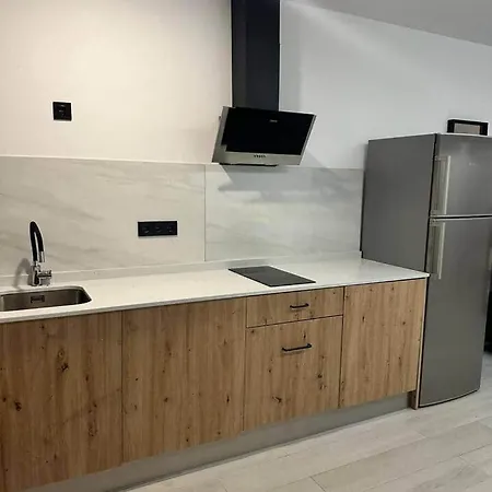 Moderno Estudio En El Centro De Apartment