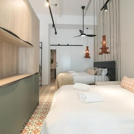 Comfortable In L Valencia