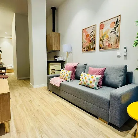 Daire Cozy & Stylish Loft Near Center