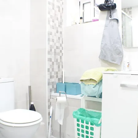 Gypsy Budget Shared Flat *