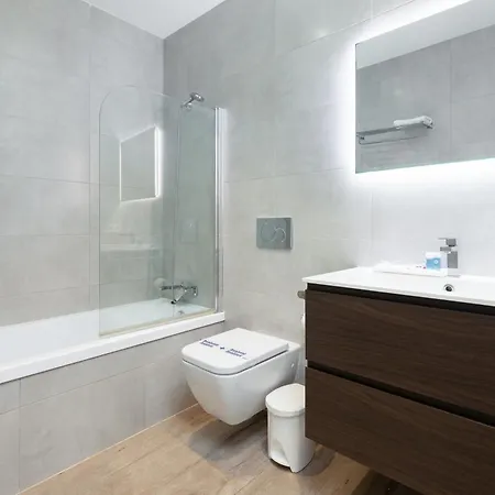 Travel Habitat Ayuntamiento Apartment