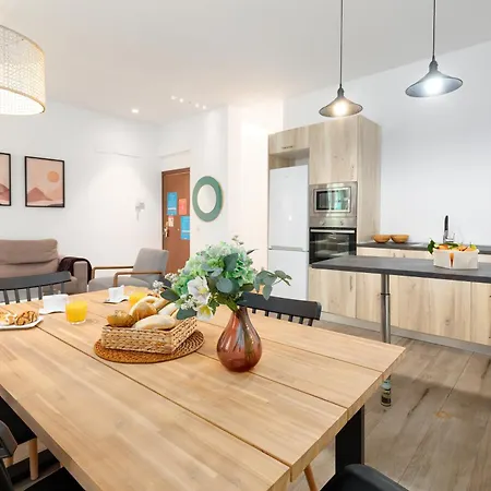 Travel Habitat Ayuntamiento Apartment Valencia