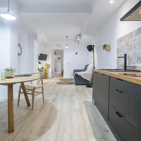 Ln4 - Loft Espacioso Y Acogedor Estudio Cerca Del Metro Zona Ayora * Valencia