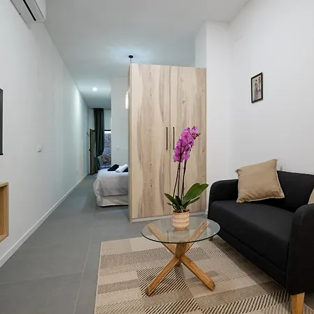 Esc - Loft Comodos Y Espaciosos Estudios Cercanos A Estacion Joaquin Sorolla Apartment *