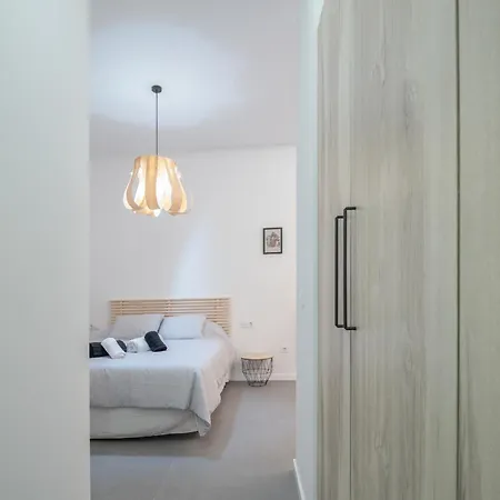 Apartment Esc - Loft Comodos Y Espaciosos Estudios Cercanos A Estacion Joaquin Sorolla