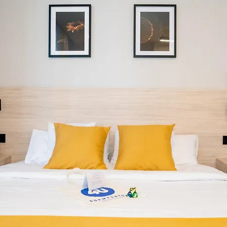 Apart Otel Dorm4you Arena 2 Valensiya