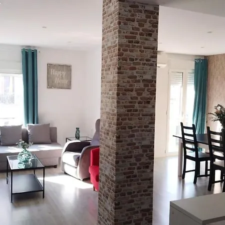 Familias Y Grupos Muy Grande En El Centro De