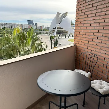 Apartment Stunning In Front Palau De Les Arts