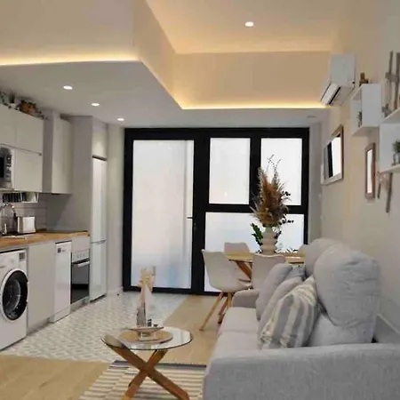 Beautiful Modern Loft 1km From The Sea In Apartamento Valência