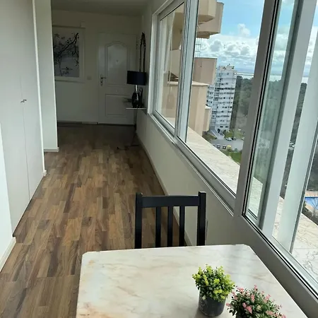 Spacious In With Sea View - 160 Sqm * Valencia