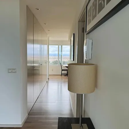 Spacious In With Sea View - 160 Sqm * Valencia