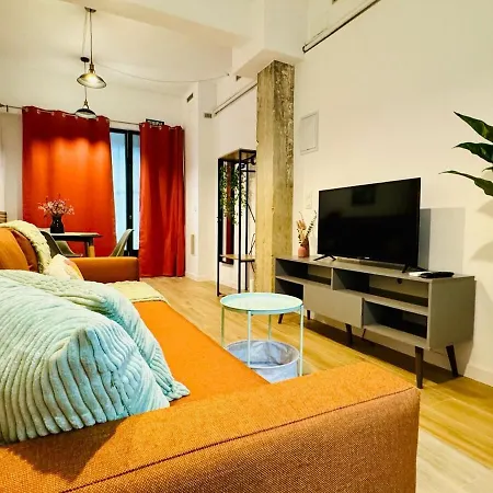 شقة Ori A Cool & Wide Next To Historic Center