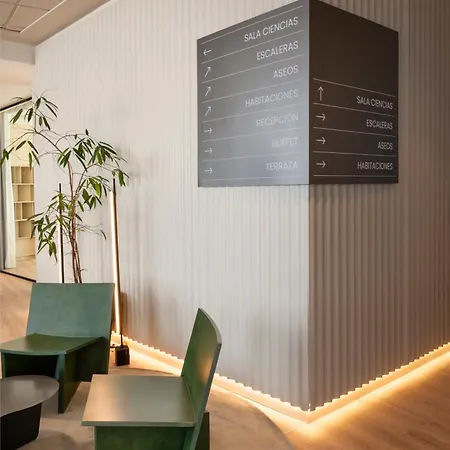 ホテル Ciudad De Ciencias 3*