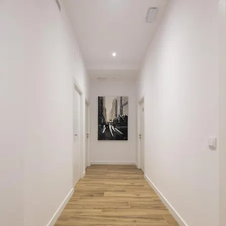 Lola By Concept Flats Aparthotel 4*