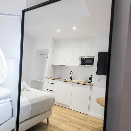 Lola By Concept Flats